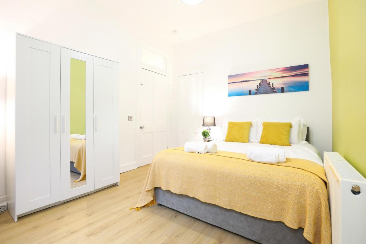 Stunning Modern 3 Bedroom Apartment Edimburgo Exterior foto