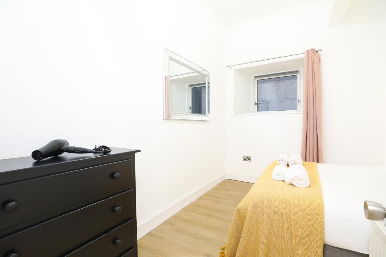 Stunning Modern 3 Bedroom Apartment Edimburgo Exterior foto