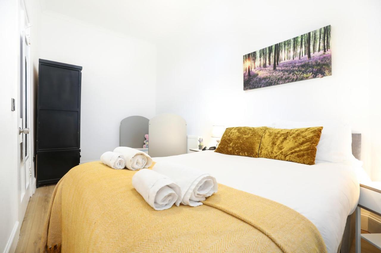 Stunning Modern 3 Bedroom Apartment Edimburgo Exterior foto